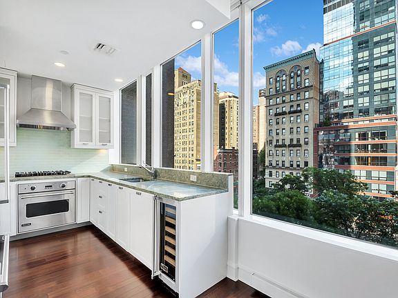 2nd image of 245 W 99th St APT 5C