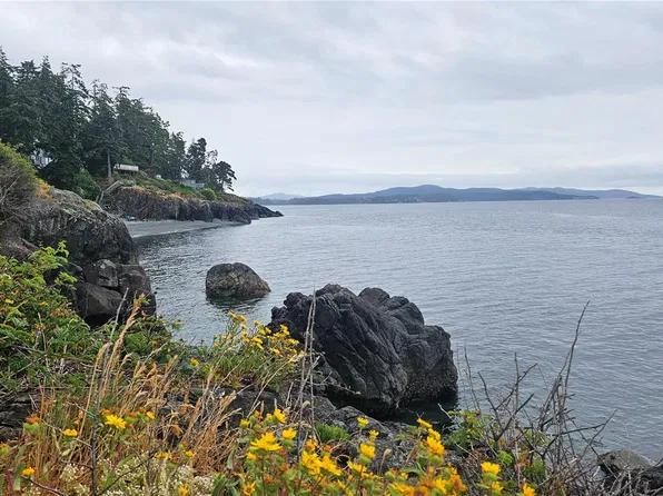 8177 W Coast Rd #9, Sooke, BC V9Z 1E2