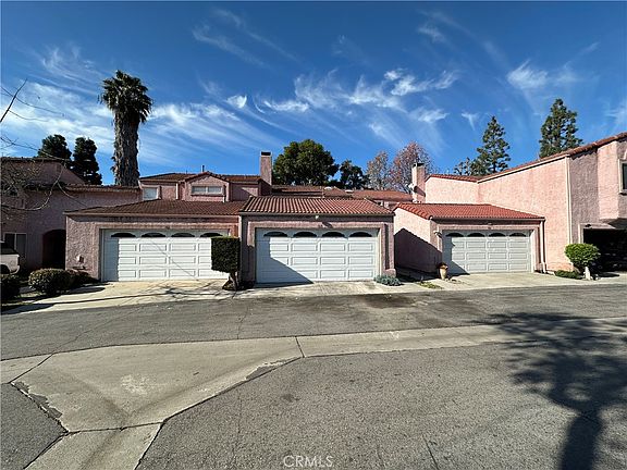 2nd image of 165 Racquet Club Dr