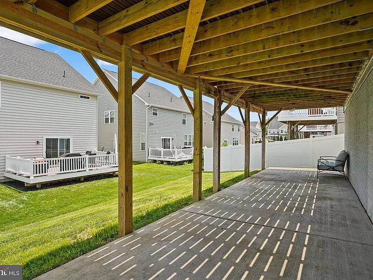 12405 Southington Dr — Photo 56