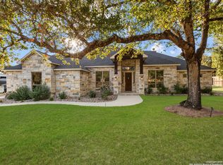 168 Bobby Lynn, Adkins, TX 78101