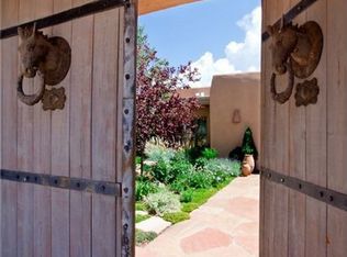 204 Brownell Howland Rd, Santa Fe, NM 87501