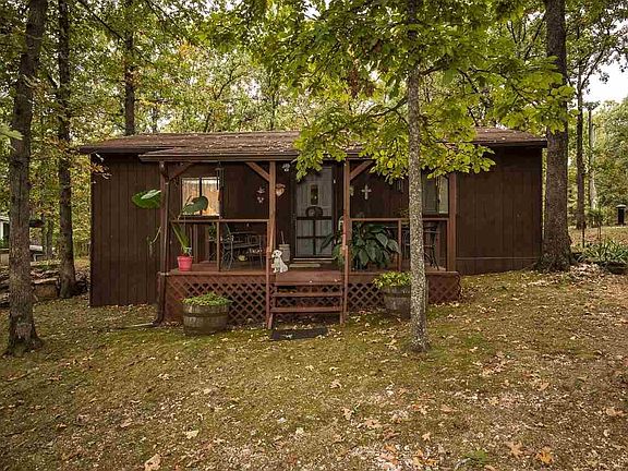 3rd image of 28122 Northwoods Dr