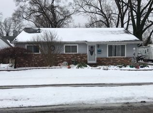 27156 Gilbert Dr, Warren, MI 48093