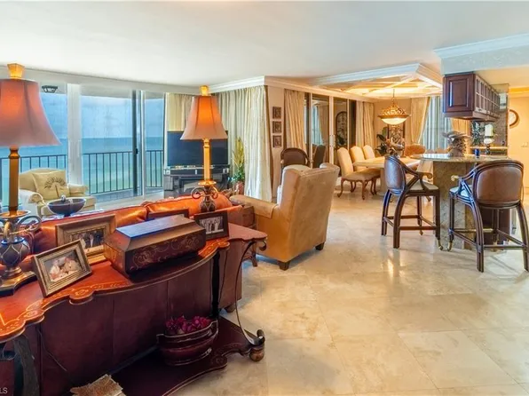 10701 Gulf Shore Dr, Naples, FL