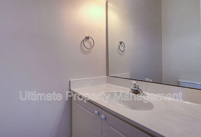 321 S Kerr Ave #102 — Photo 11