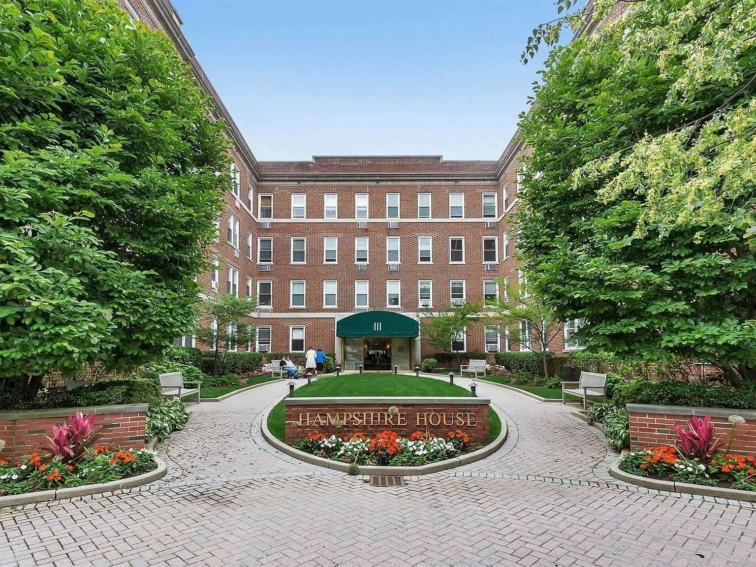 111 7th St Apt 209 Garden City Ny 11530 Zillow