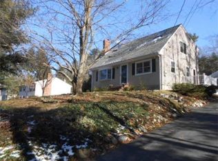 522 Kingman St, Taunton, MA 02780