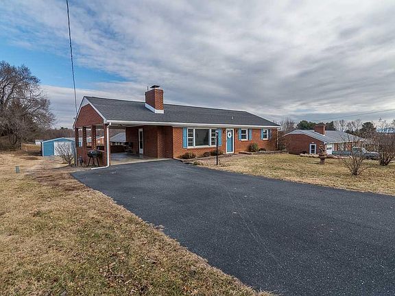 2nd image of 110 Cambridge Dr