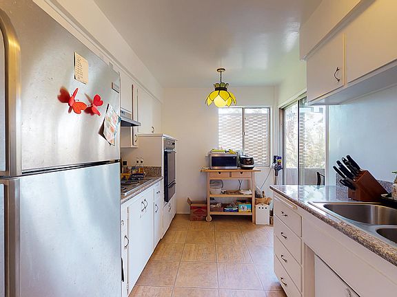 5th image of 1115 Cordova St APT 205