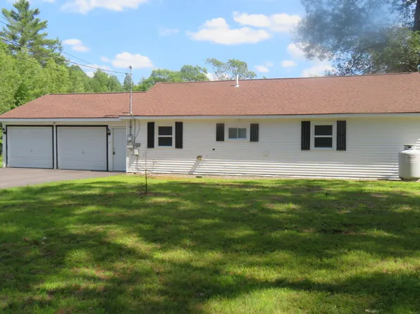 23 Pine Street, Milo, ME 04463