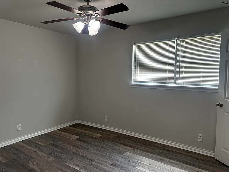 4618 Cove Rd — Photo 11