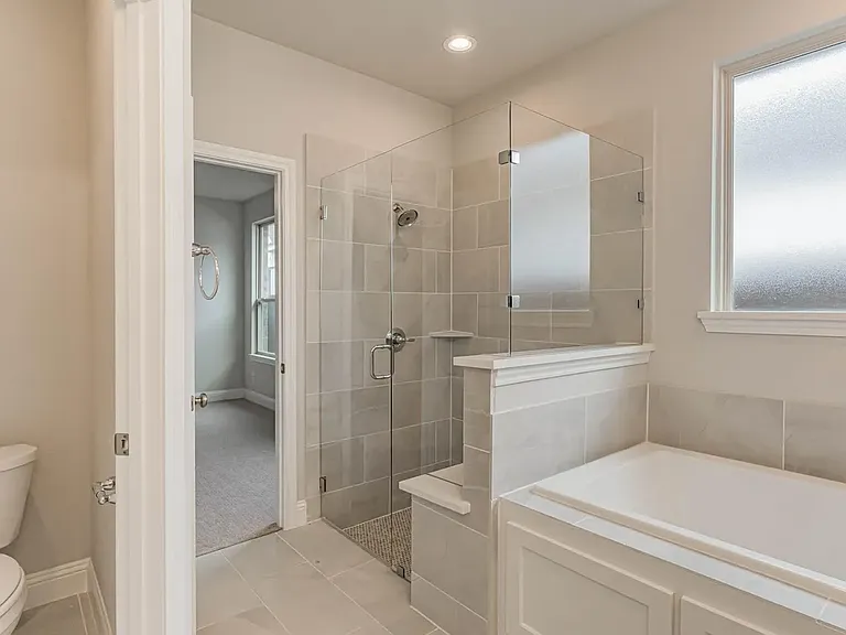 933 Carnation Dr — Photo 15
