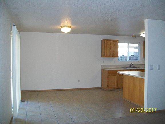 4th image of 2855 Muriel Ct SE