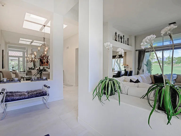 371 Indian Ridge Dr — Photo 6
