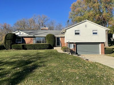 7425 North Redwood ROAD, Glendale, WI, 53209
