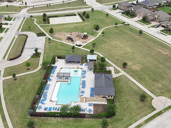 2nd image of 9000 Flying Eagle Ln