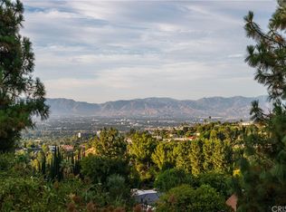 16821 Ivyside Pl, Encino, CA 91436