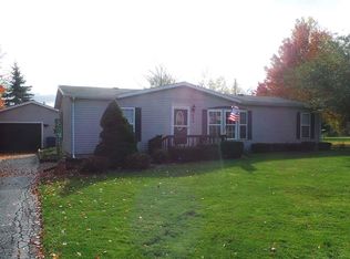 221 Linton St, Rose City, MI 48654