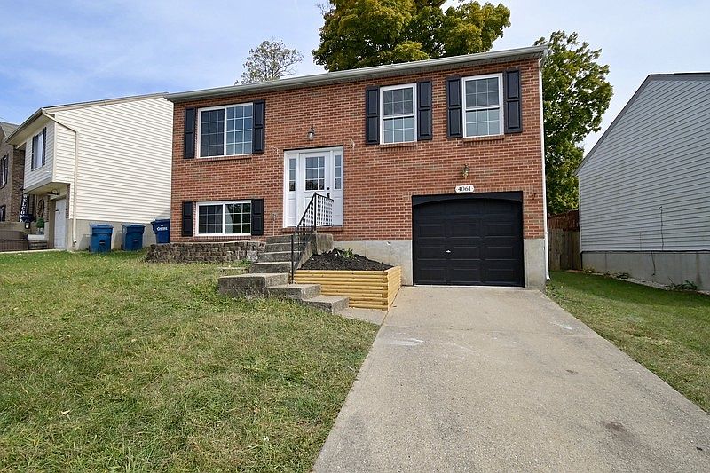1st image of 4061 Woodchase Dr