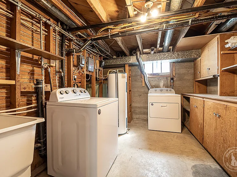 UTILITY ROOM AND STORAGE