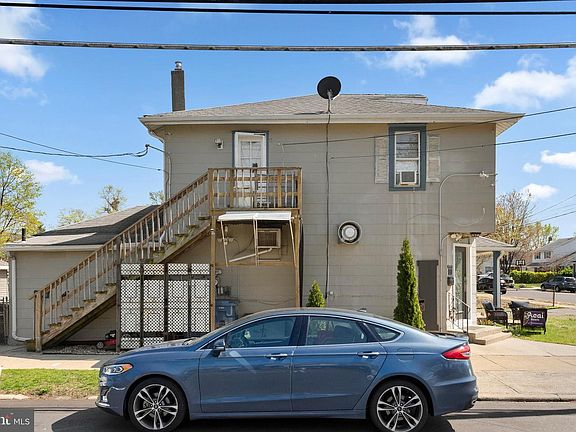 3rd image of 201 Rancocas Ave