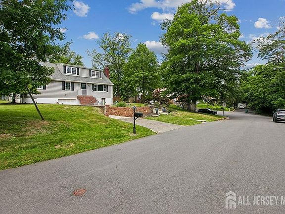 3rd image of 24 Jersey Ave