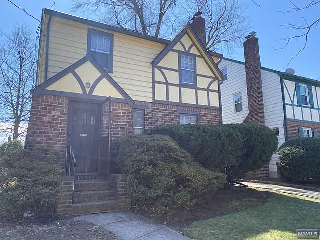 37 Ferncliff Rd photo 1