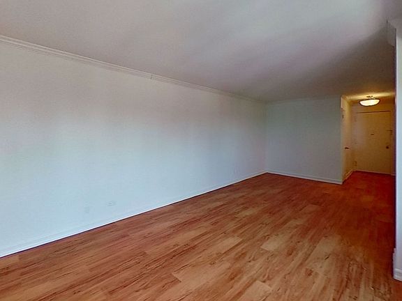 3rd image of 737 10th Ave #22F