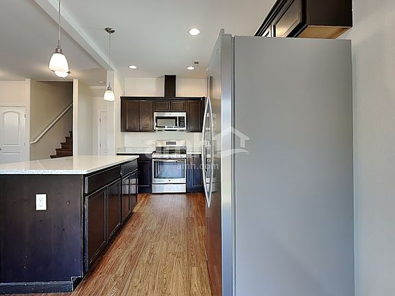 3rd image of 11307 182nd St E