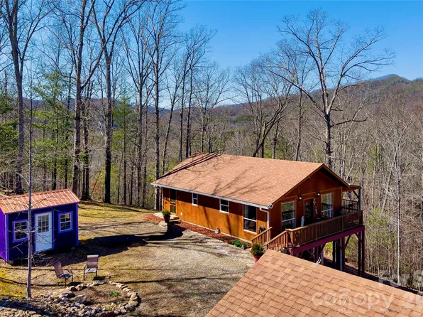 288 Rebel Dr, Hot Springs, NC 28743