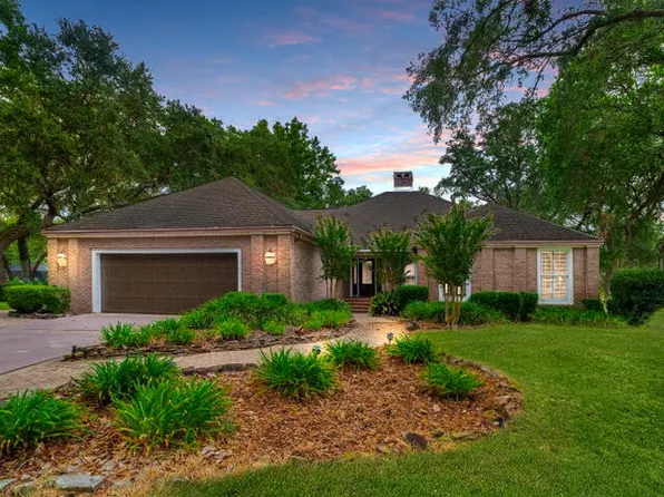 916 E Choctawhatchee Dr, Niceville, FL 32578