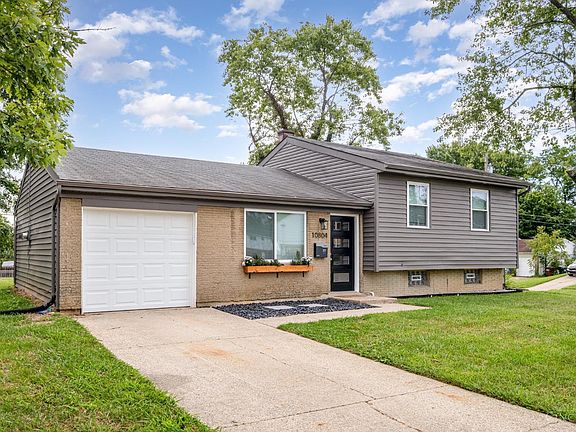 2nd image of 10804 Sprucehill Dr