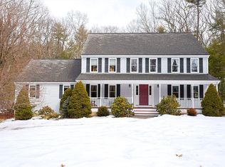 2 Plumbley Rd, Upton, MA 01568