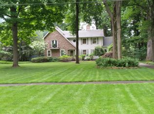 21 Poland Manor Dr, Poland, OH