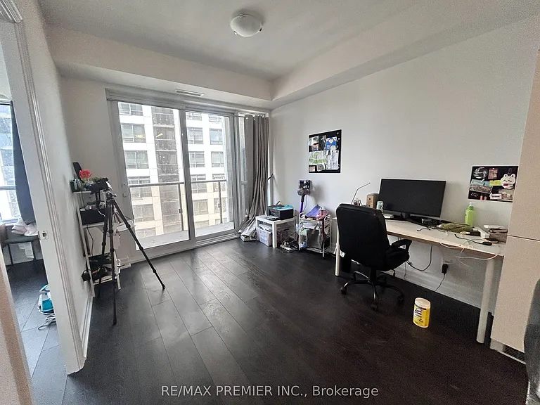 30 Elm Dr W #2109 — Photo 2