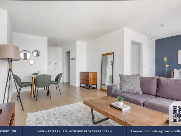 105 Duane Street image 4 of 28