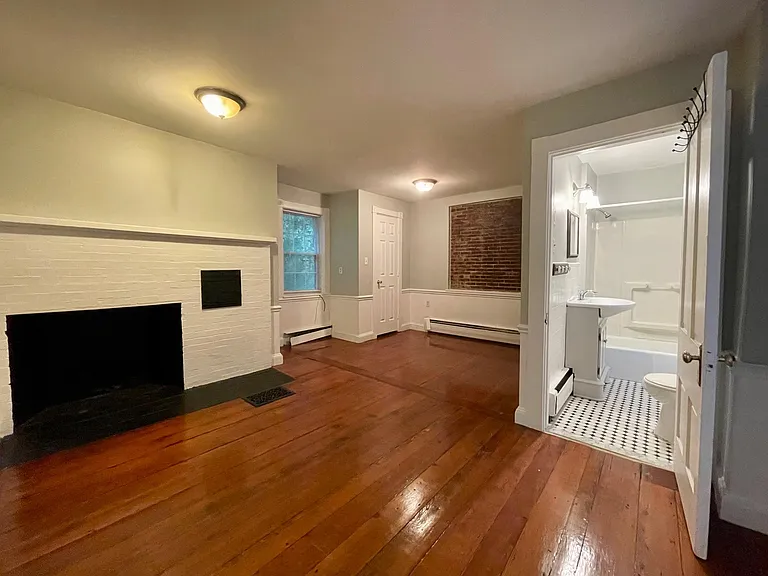 65 Boston St #8 — Photo 8