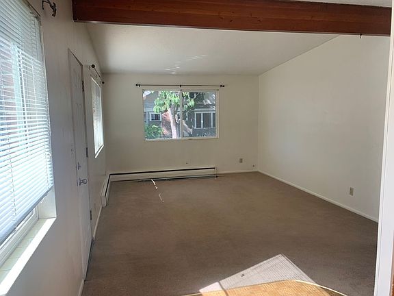 3rd image of 400 N Avenue H Avenue 2b #1BA-900SQFT