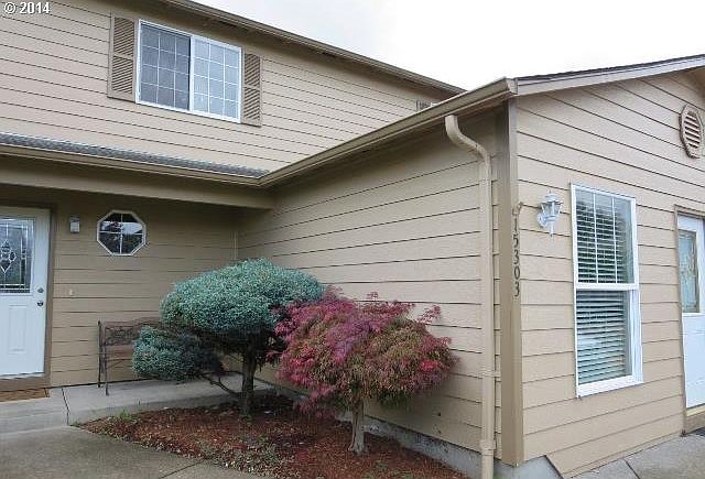 1st image of 15303 NE 87th St