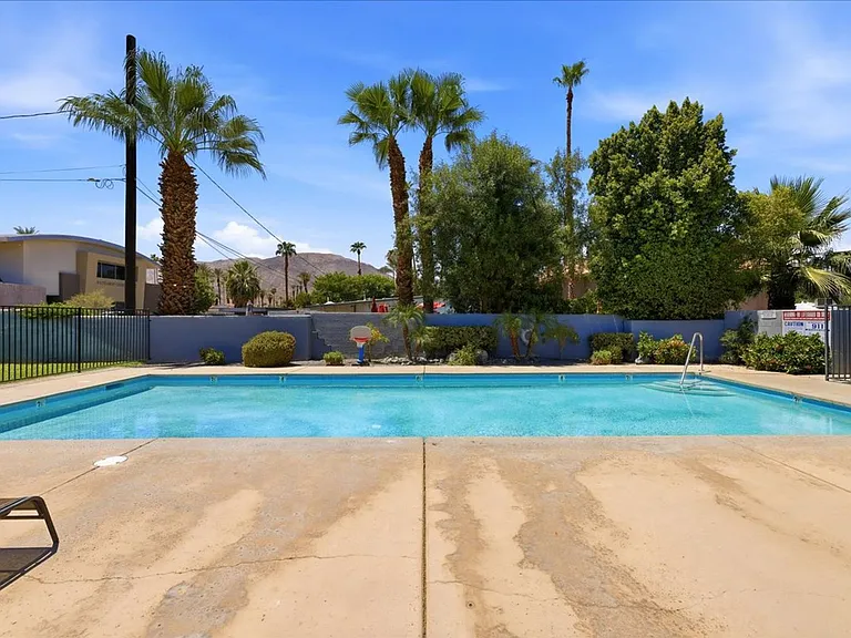 44441 San Rafael Avenue — Photo 28