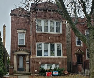 3035 N Keating Ave, Chicago, IL, 60641