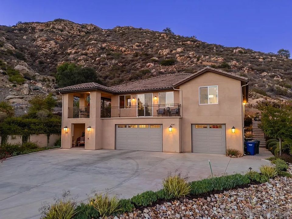1st image of 718 Stoneybrae Pl