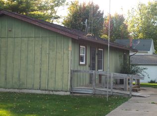 5599 N Stagecoach Trl, Nora, IL 61059