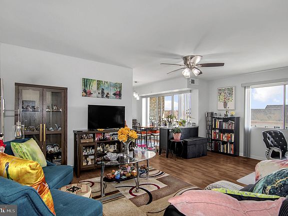 3rd image of 12751 Dara Dr APT 302
