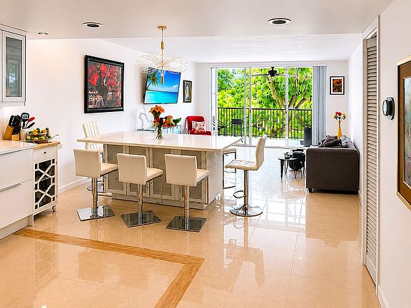 Over 40 Ft of open space