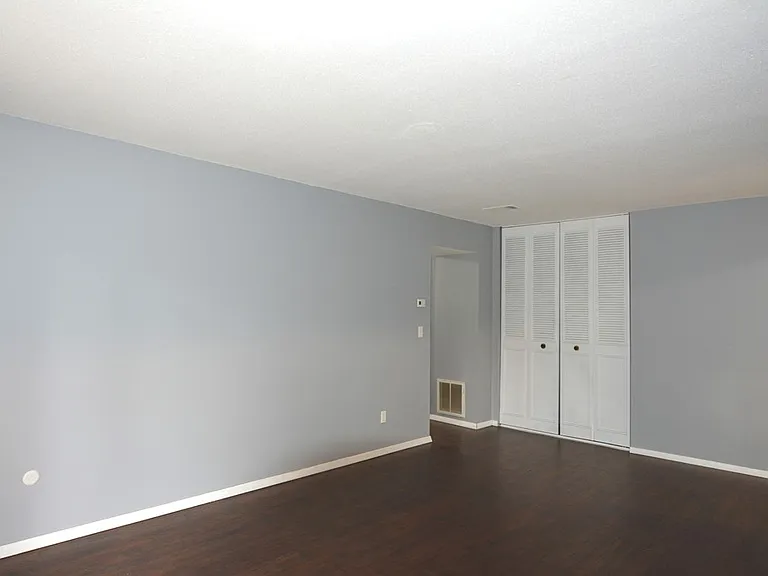 40 Shrewsbury Green Dr #C — Photo 2