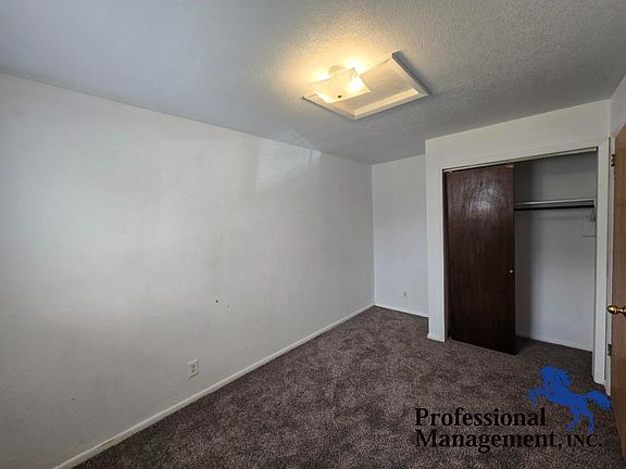 4th image of 124 1/2 S 31st St
