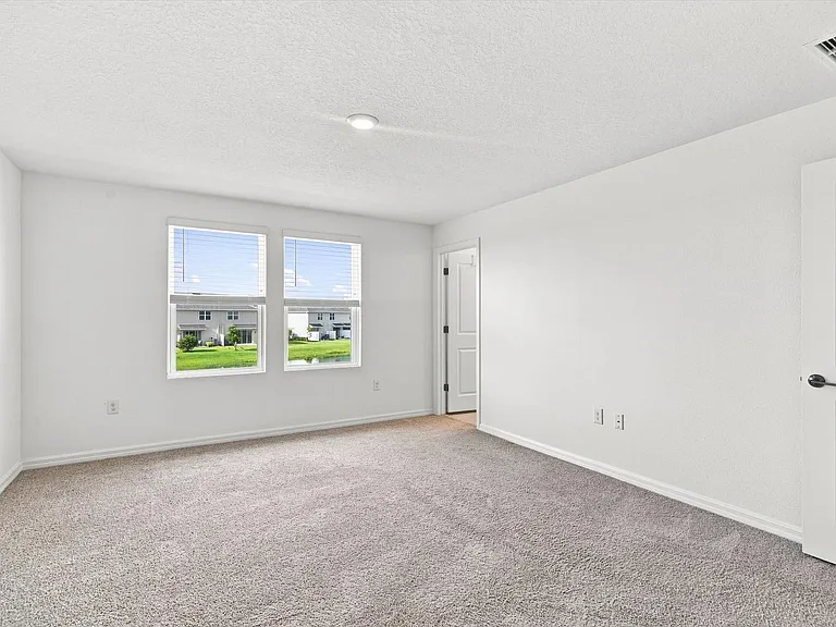 5739 Archipelago St — Photo 31