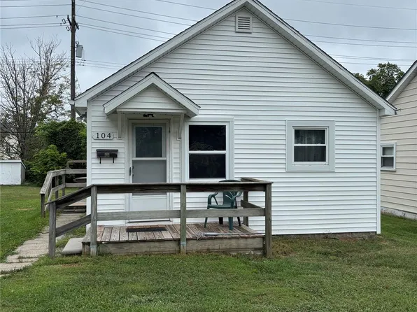 104 W Brooklyn Ave, Pontiac, MI 48340